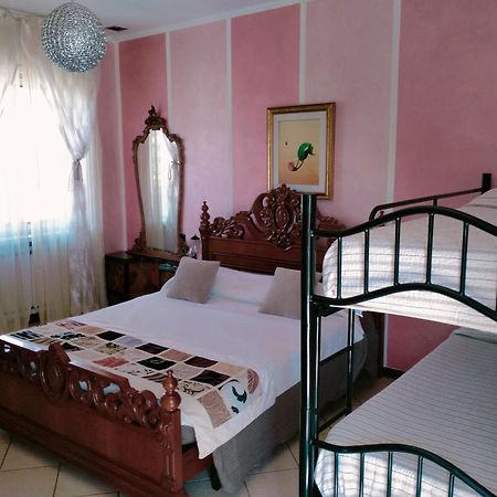 B&B Gardasee Castelnuovo del Garda Buitenkant foto
