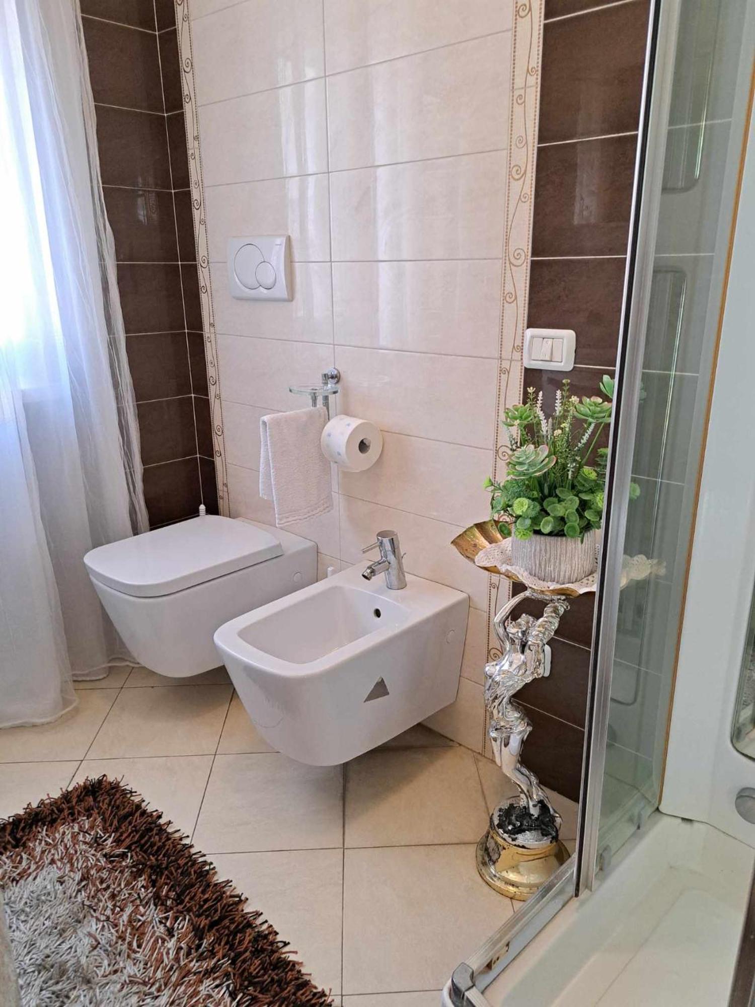 B&B Gardasee Castelnuovo del Garda Buitenkant foto