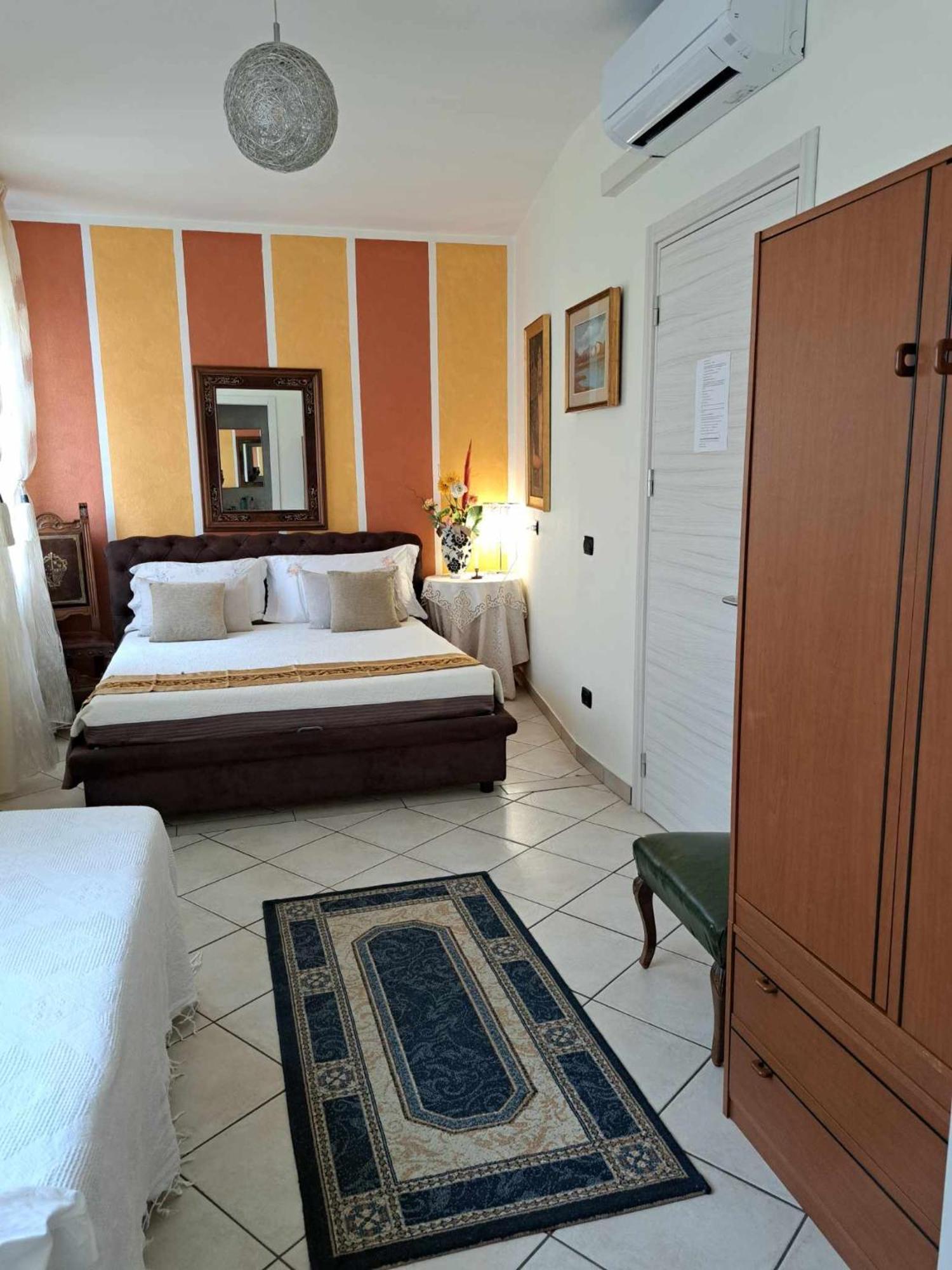 B&B Gardasee Castelnuovo del Garda Buitenkant foto